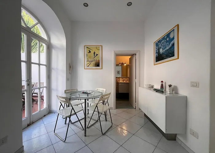 Apartment In Marina Piccola